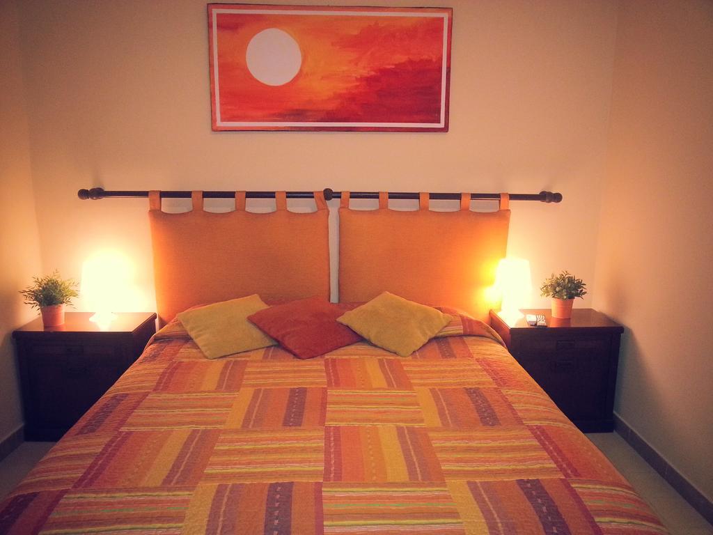 B&B Sunflower Catania-Fontanarossai nemzetközi repülőtér Szoba fotó